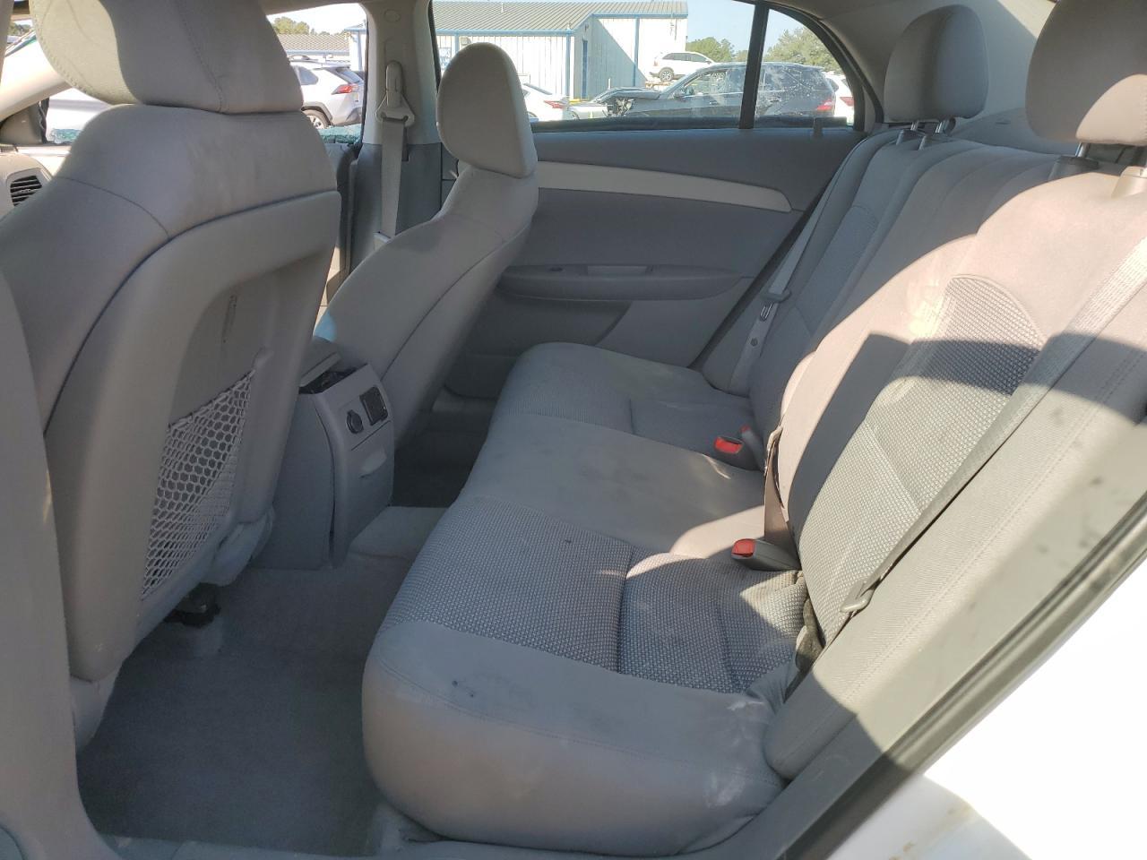 2011 CHEVROLET Malibu 4d 1lt