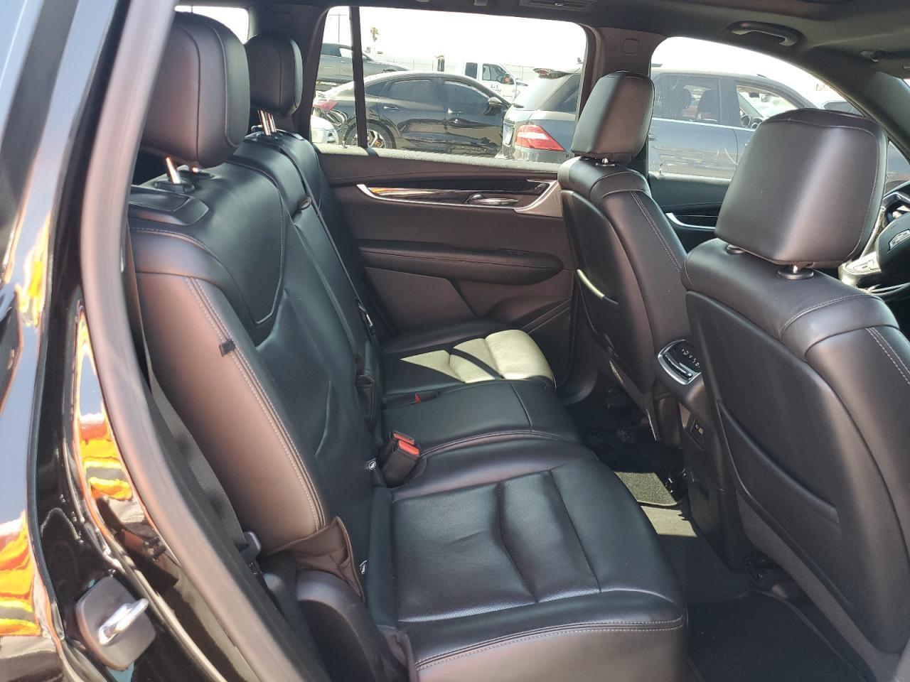 2022 CADILLAC XT6
