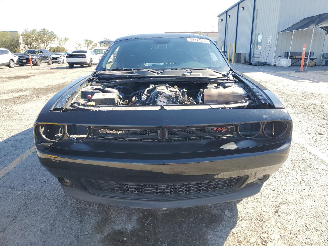 2017 DODGE Challenger