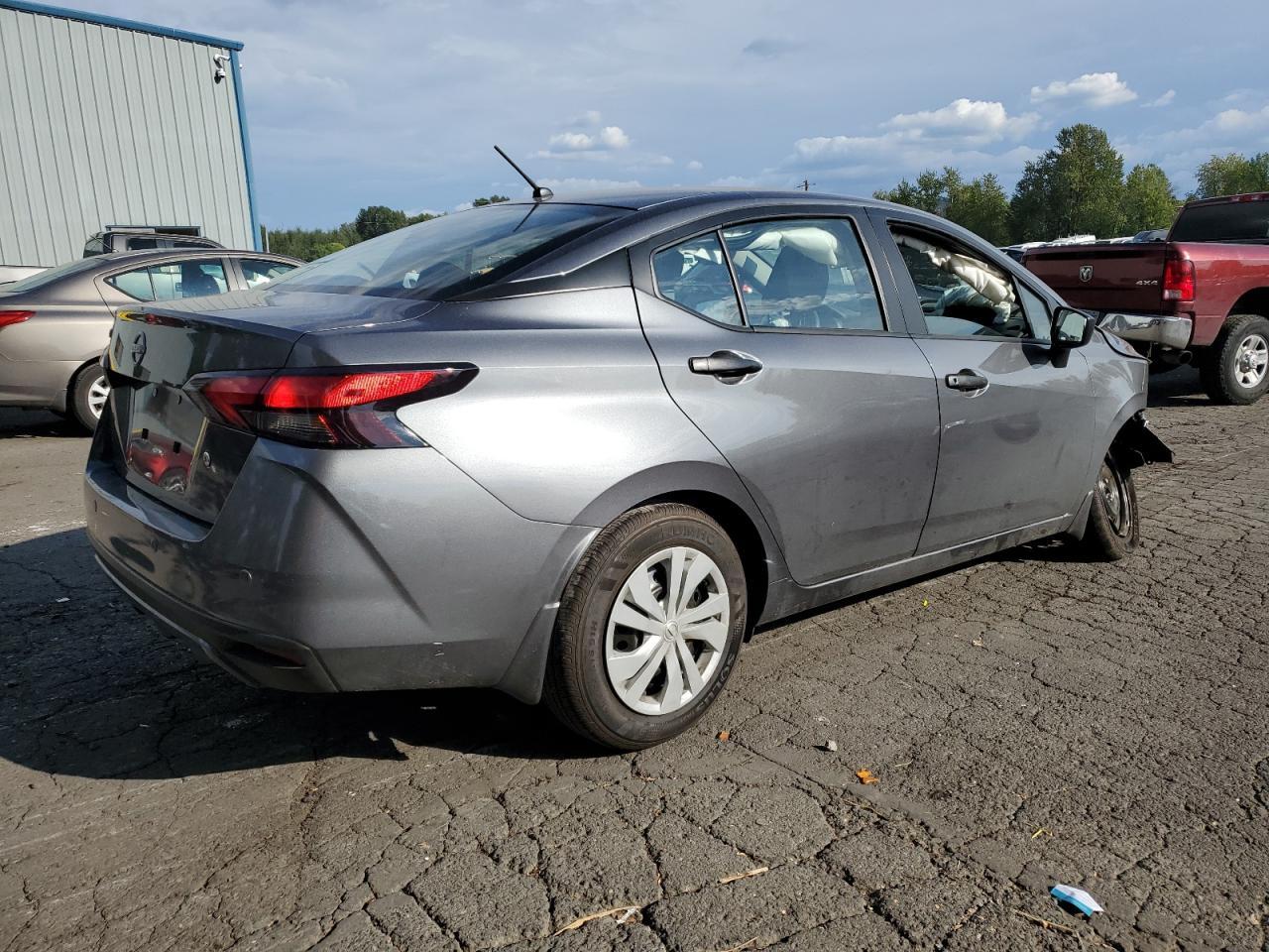 2024 NISSAN VERSA