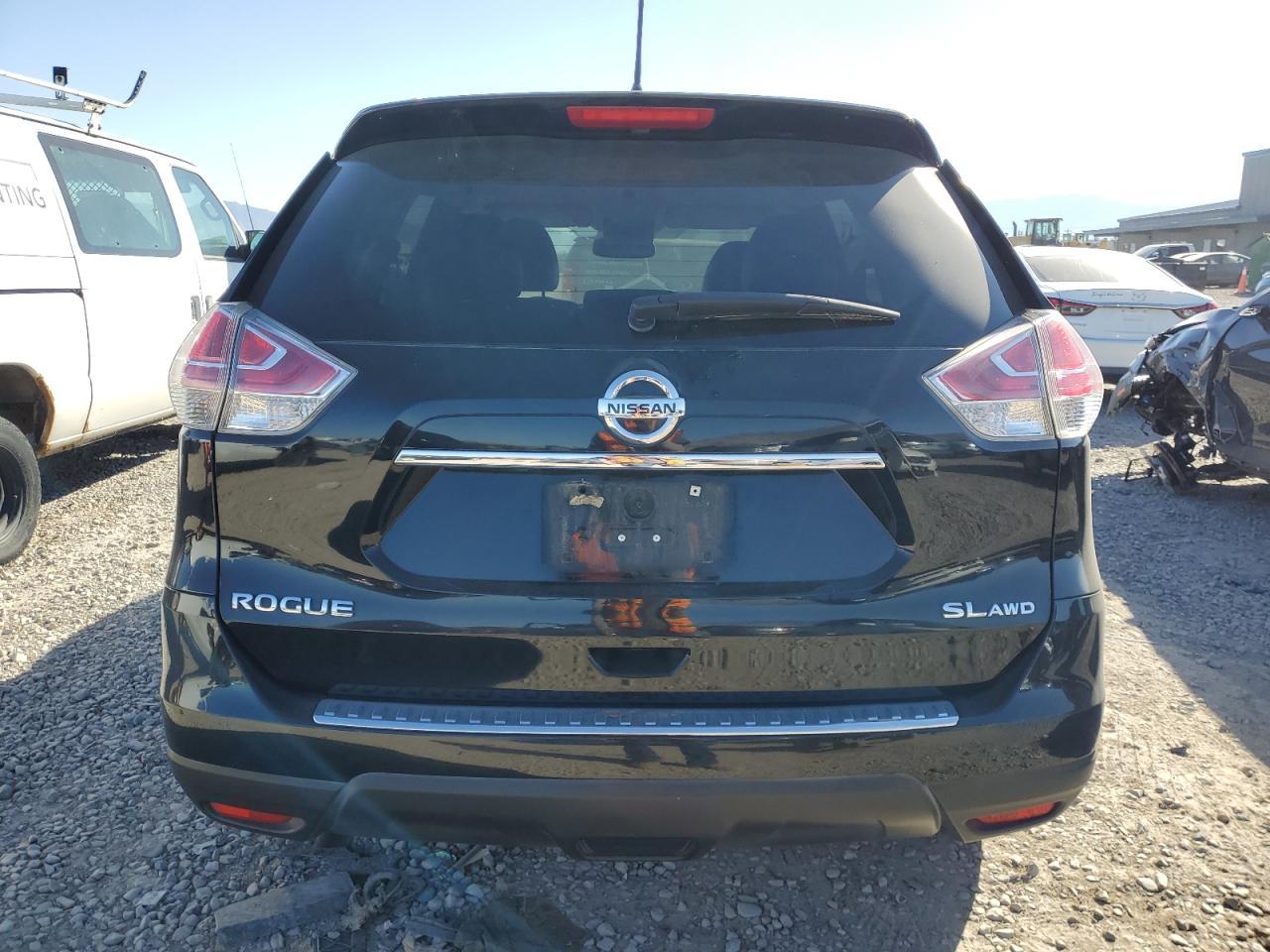 2015 NISSAN ROGUE