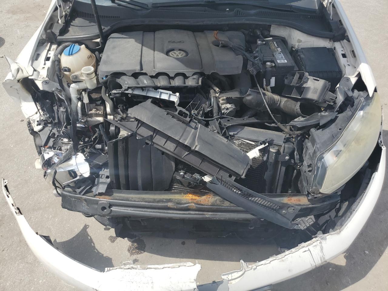 2012 VOLKSWAGEN GOLF
