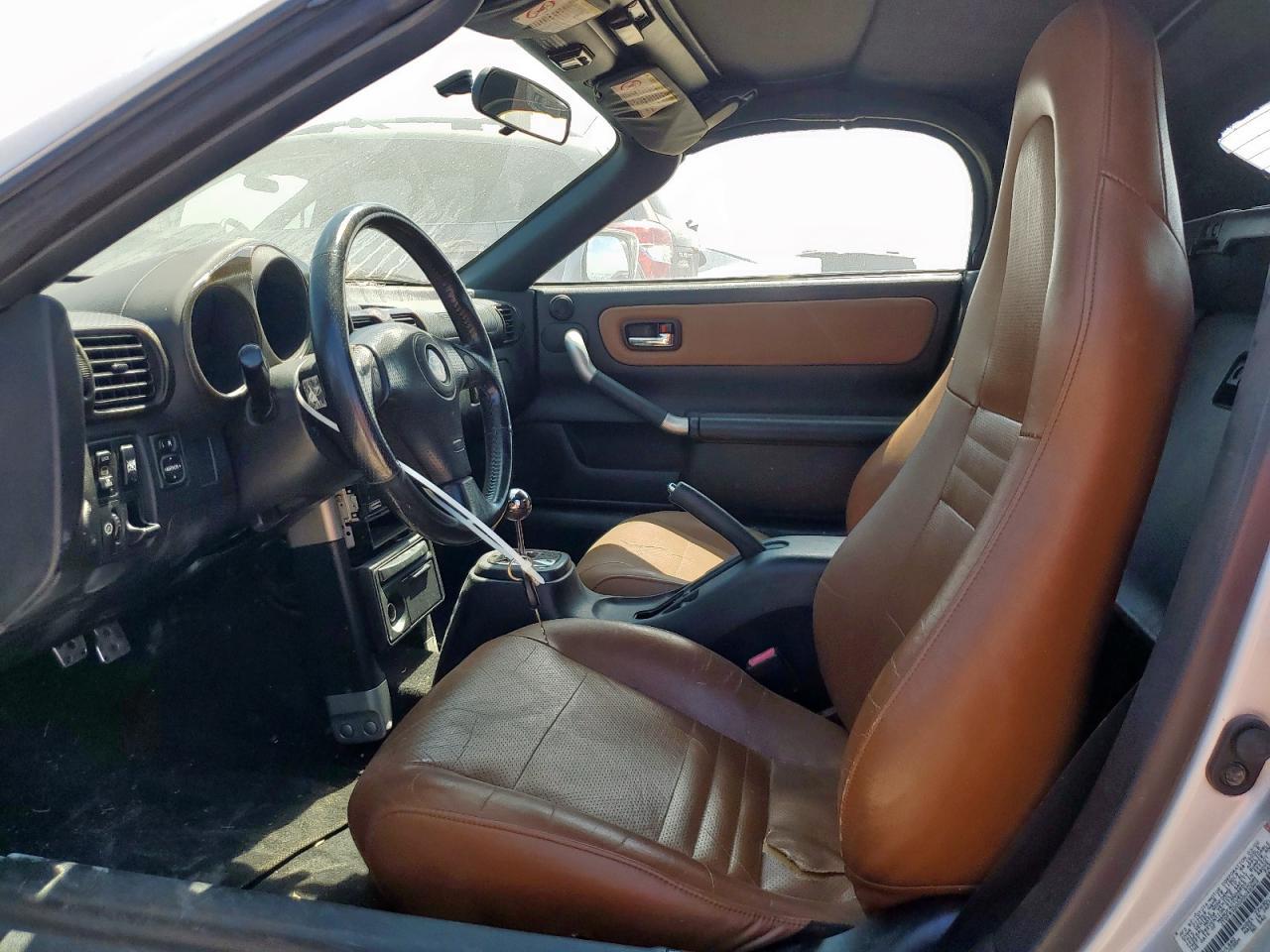 2002 TOYOTA Mr2