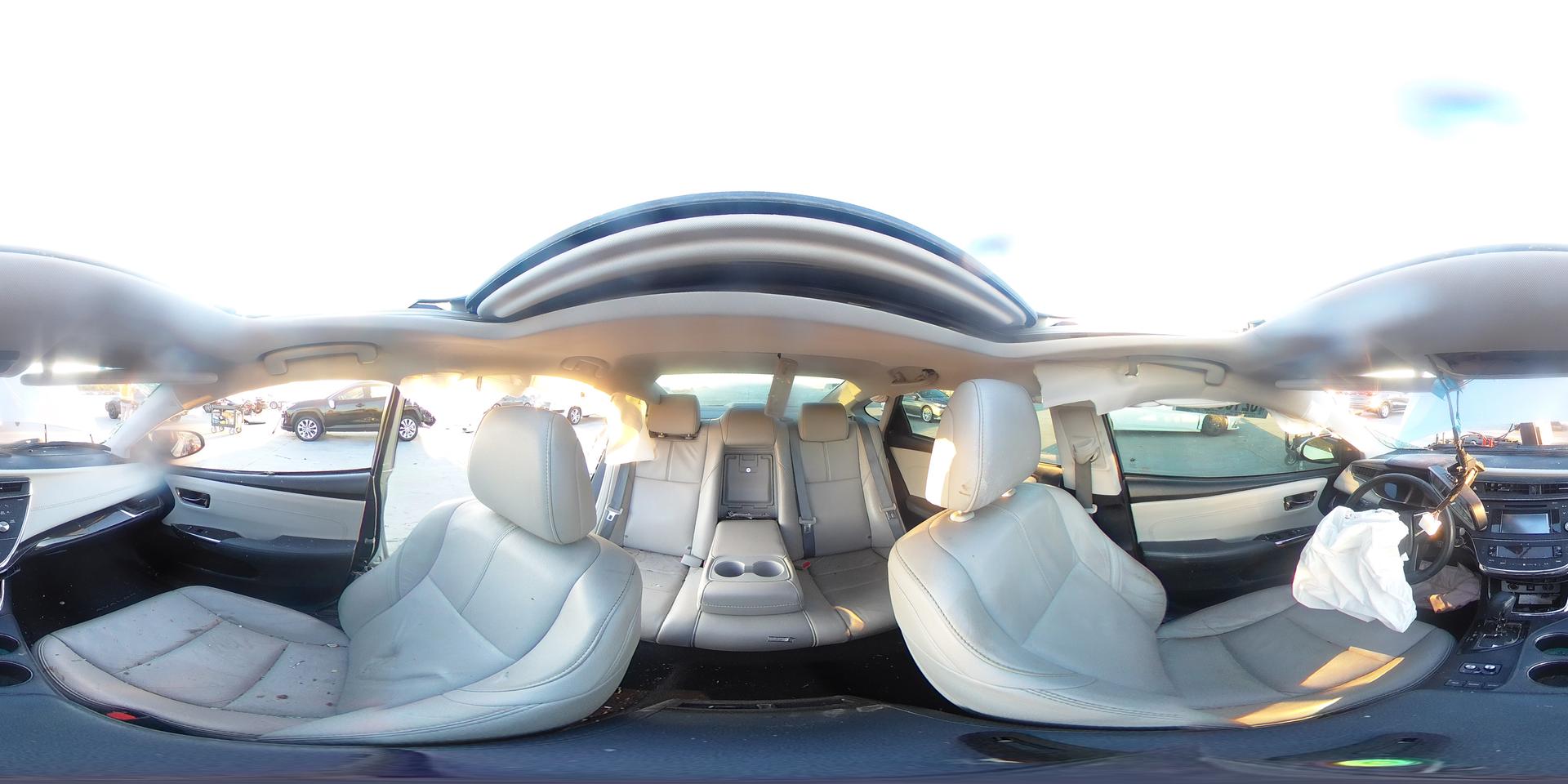 2015 TOYOTA Avalon