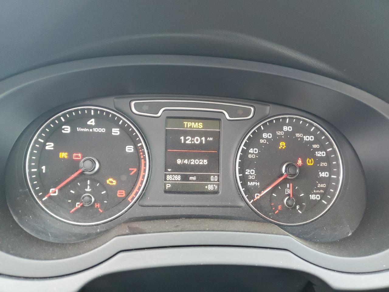 2015 AUDI Q3