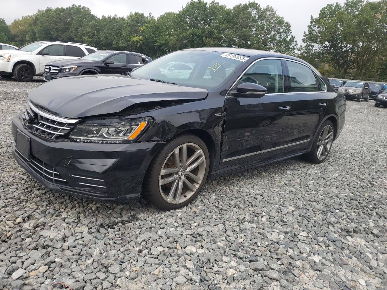 2017 VOLKSWAGEN Passat