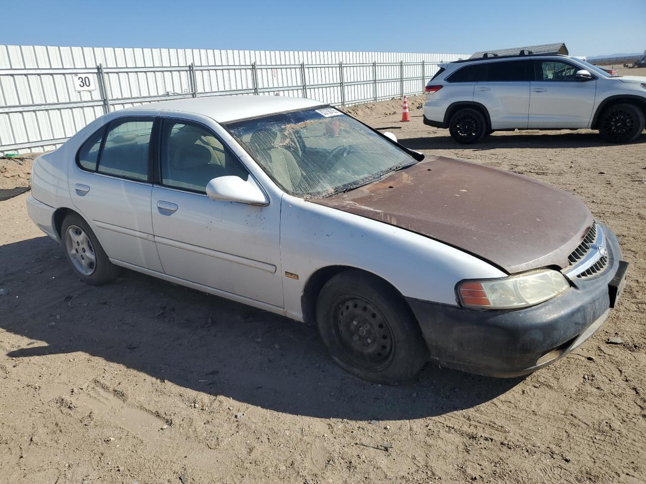 2001 NISSAN ALTIMA