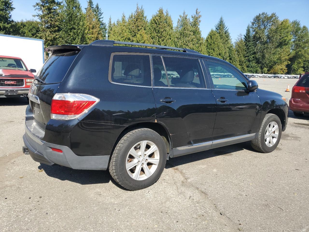 2012 TOYOTA HIGHLANDER