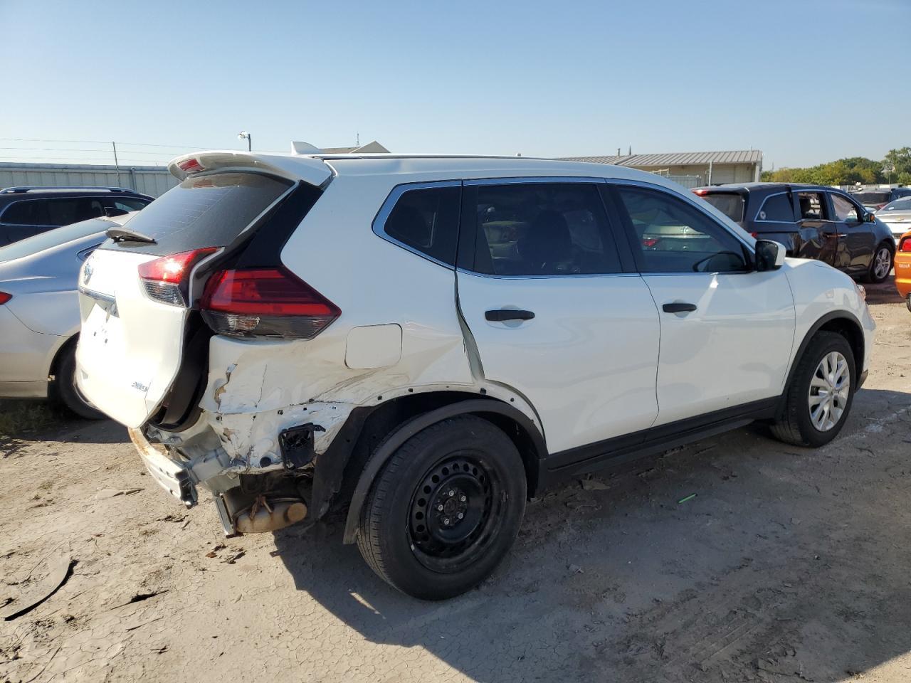2017 NISSAN ROGUE