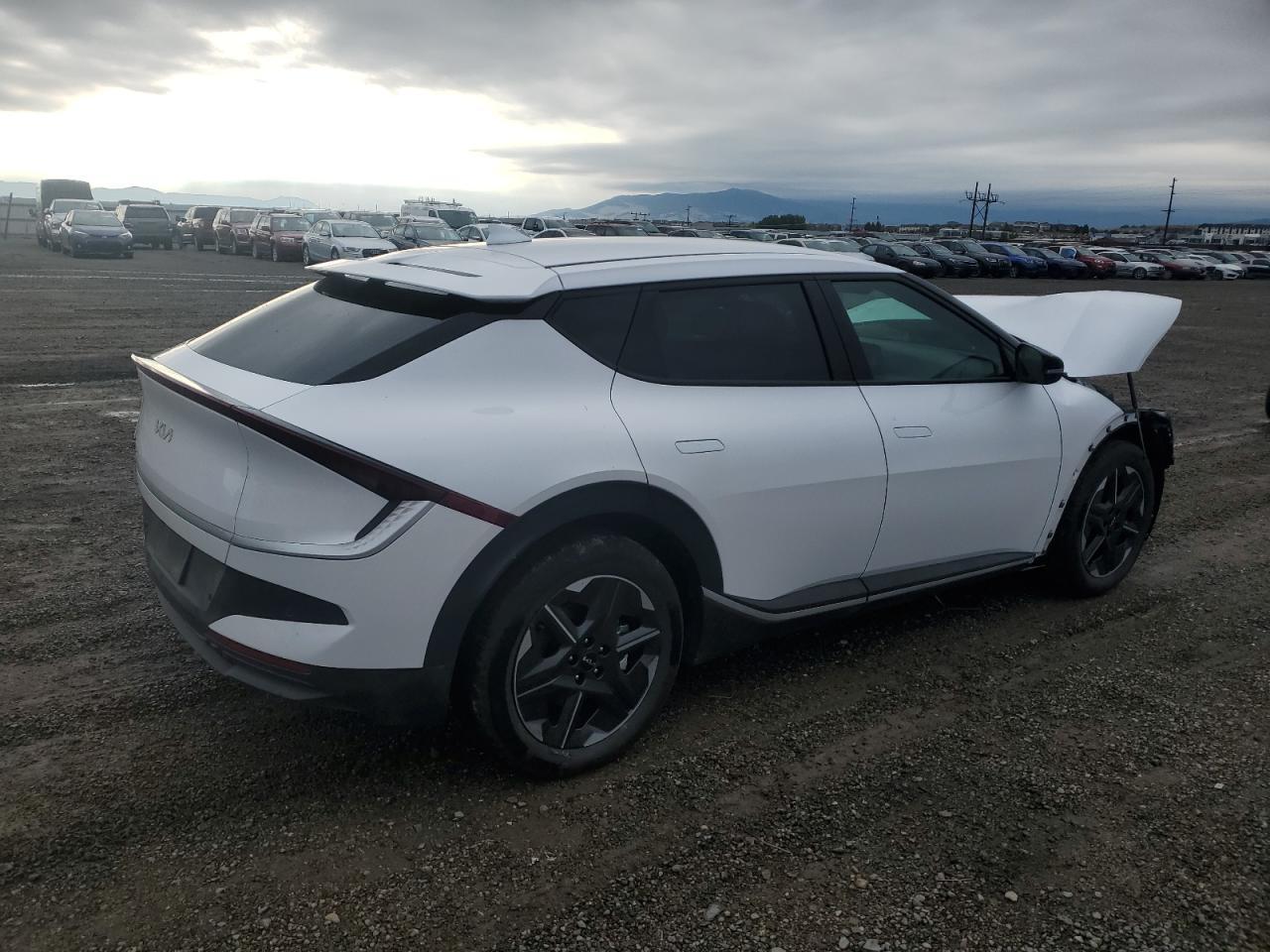 2025 KIA EV6