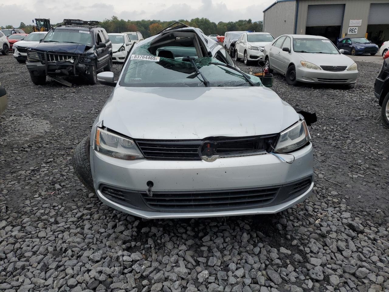 2011 VOLKSWAGEN JETTA
