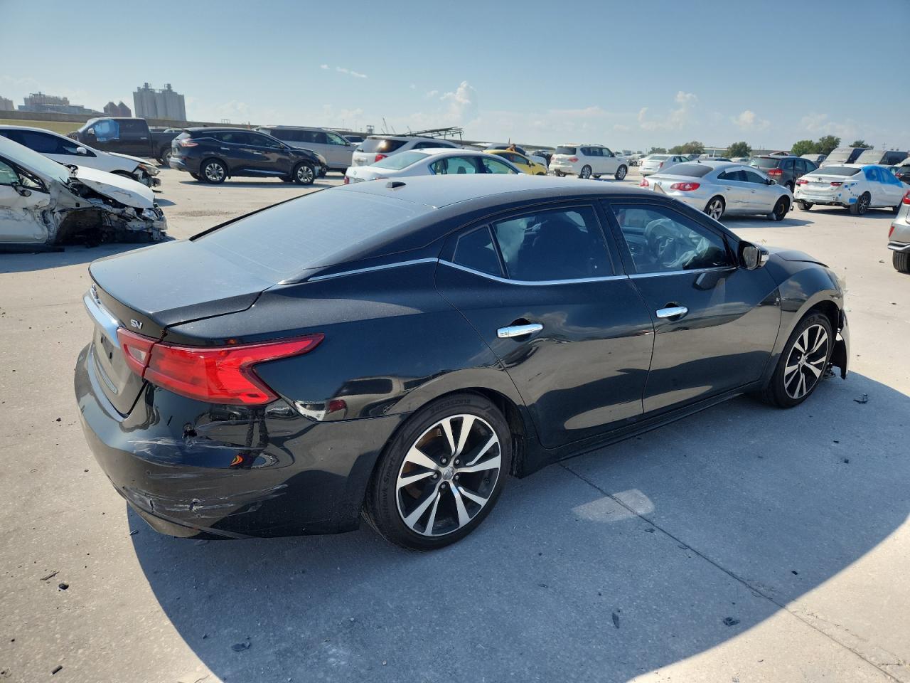 2018 NISSAN Maxima