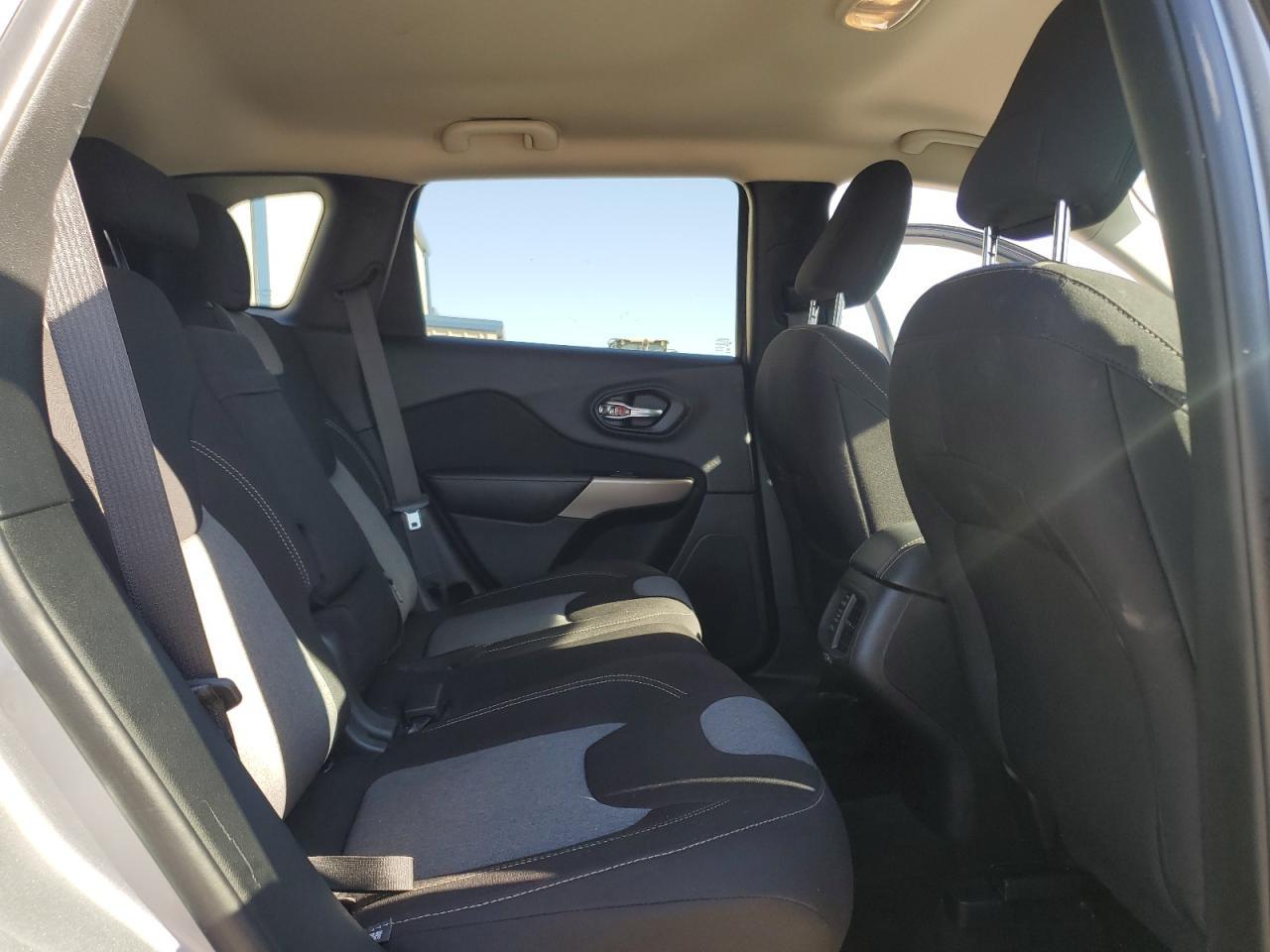2018 JEEP CHEROKEE