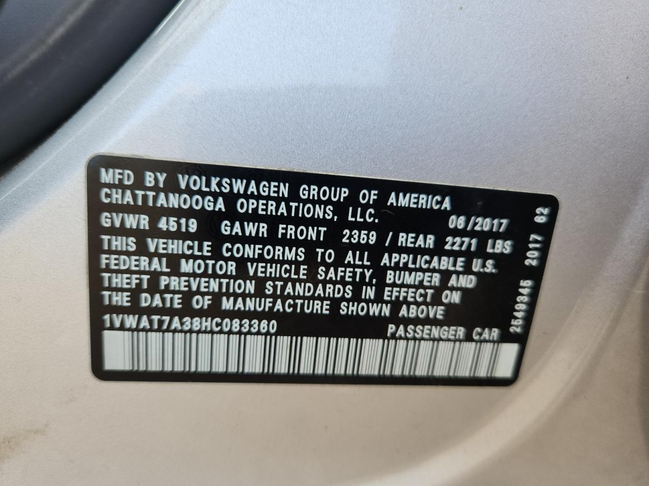 2017 VOLKSWAGEN Passat