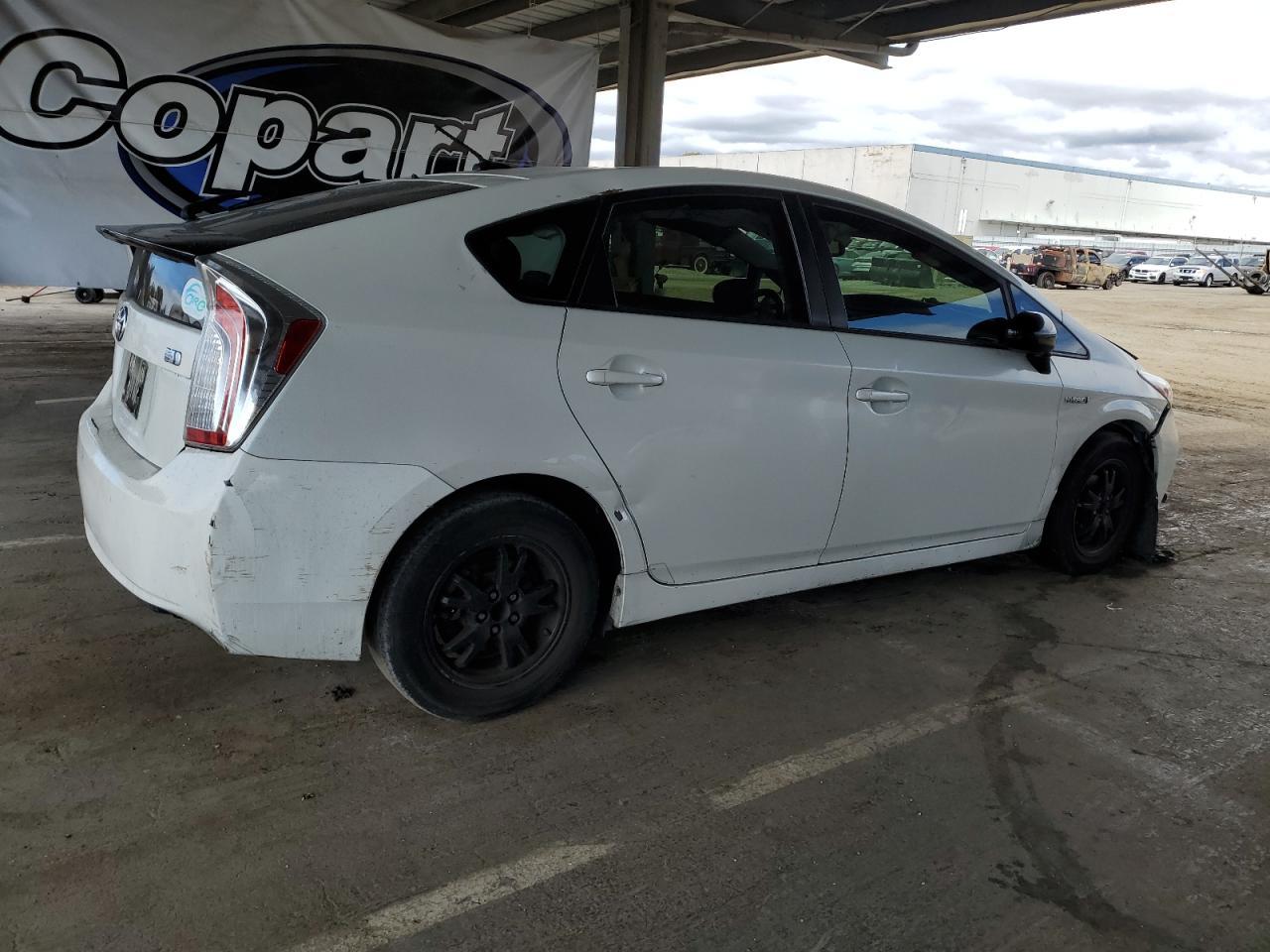 2015 TOYOTA PRIUS
