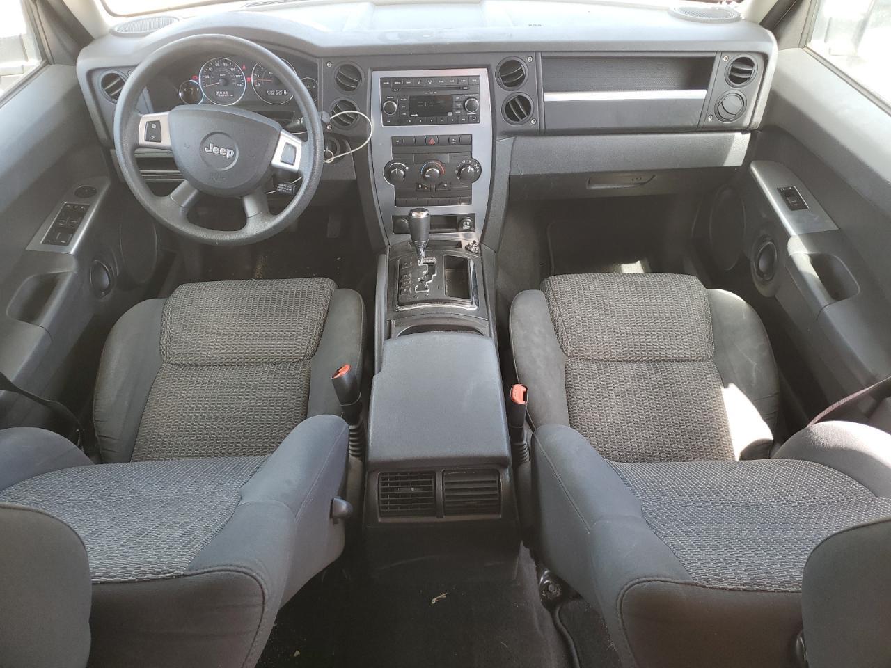 2008 JEEP Commander