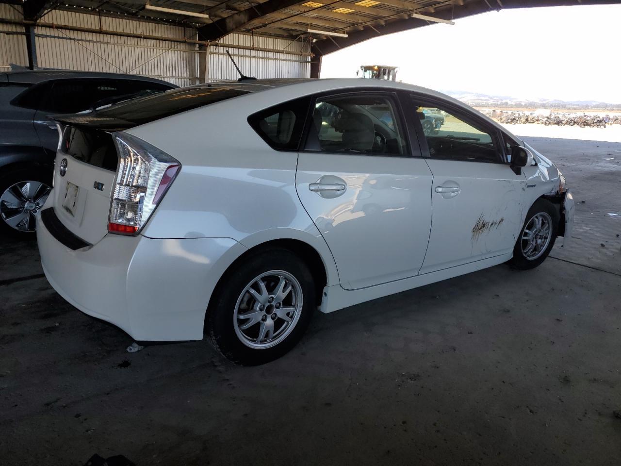 2010 TOYOTA PRIUS