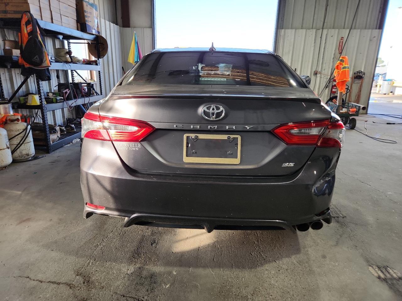 2019 TOYOTA CAMRY