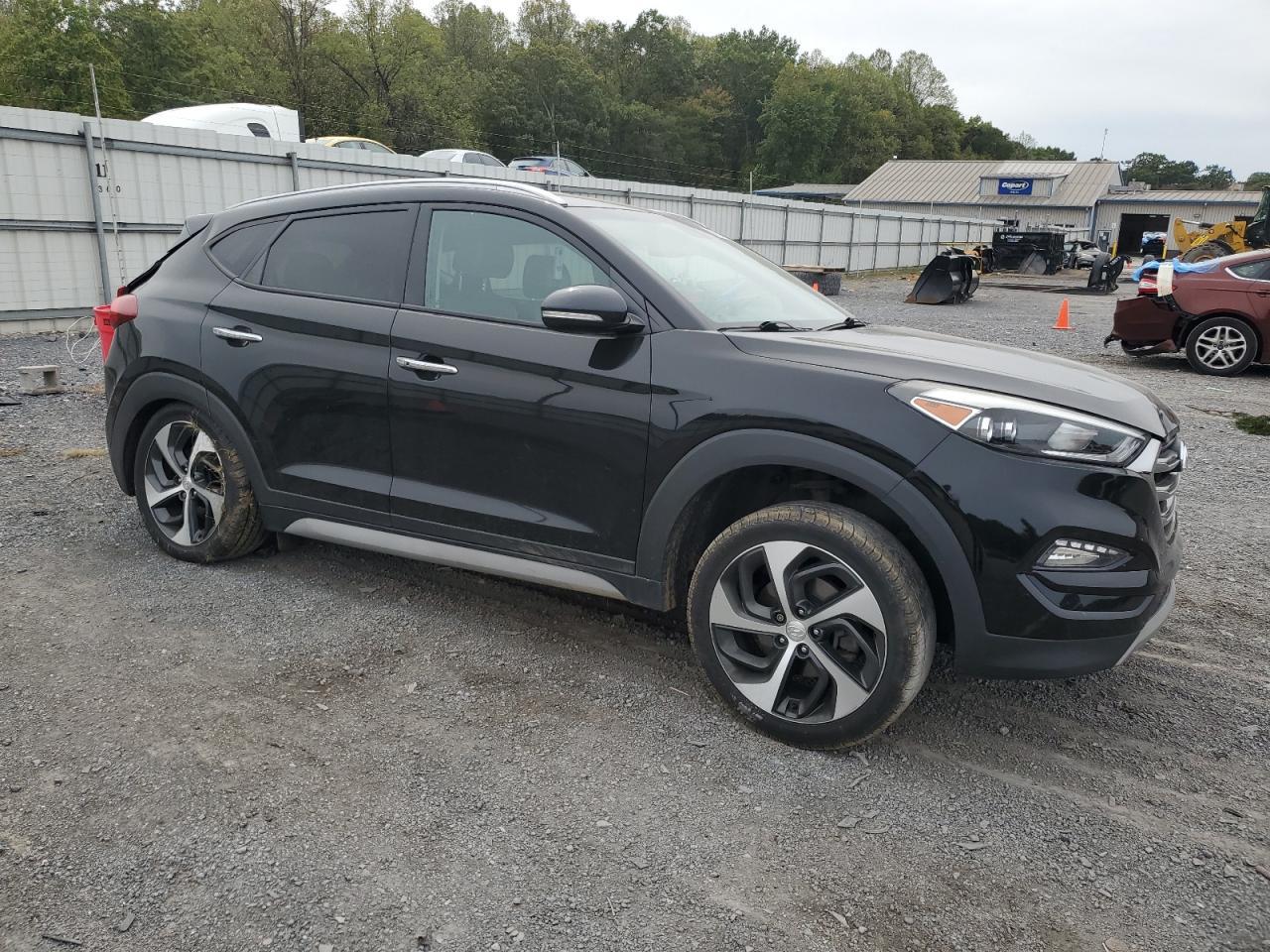 2017 HYUNDAI TUCSON