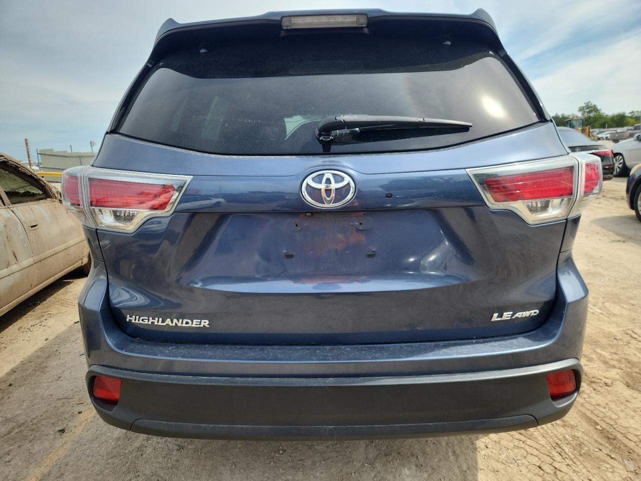 2015 TOYOTA HIGHLANDER
