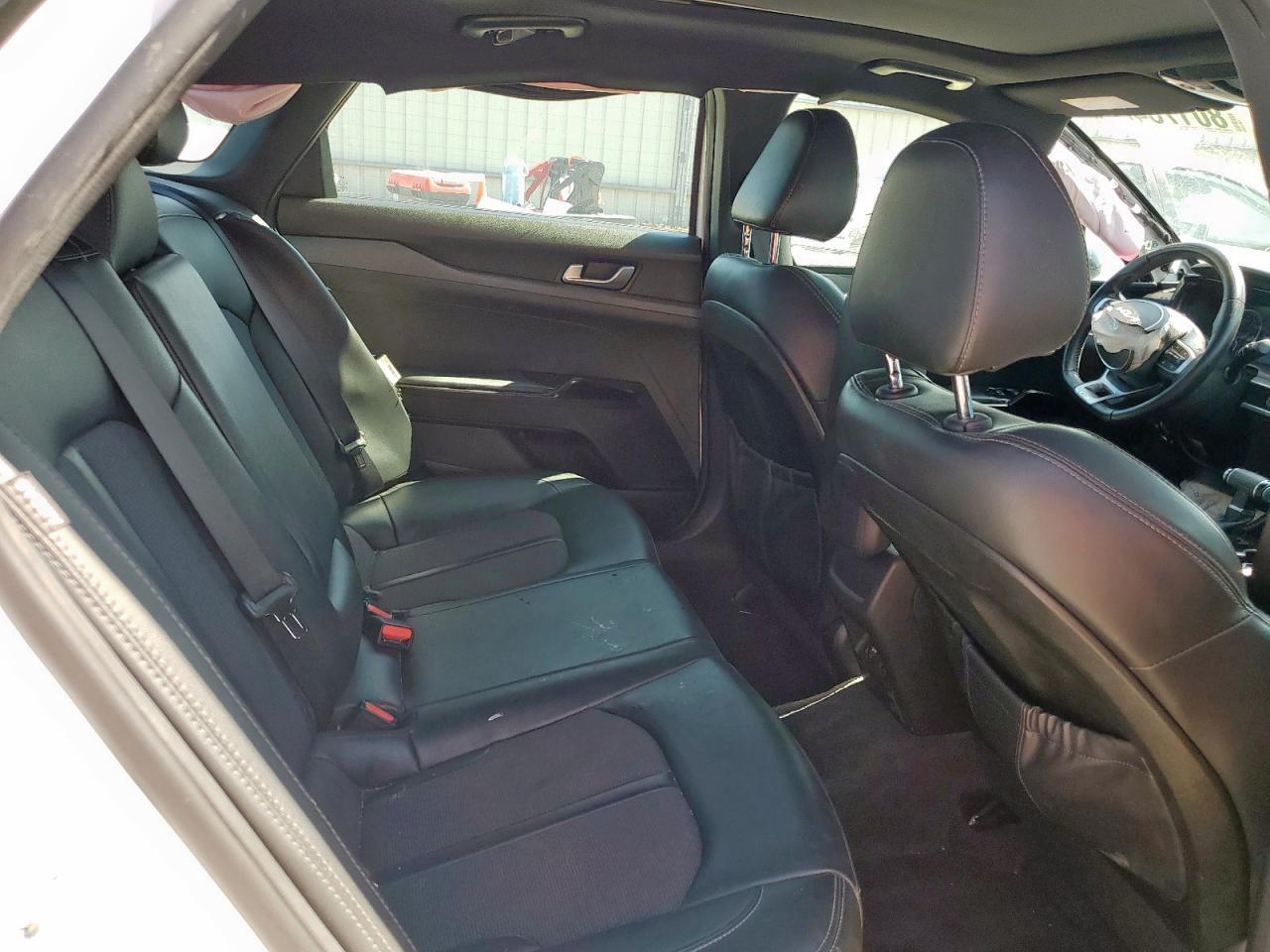 2023 KIA K5