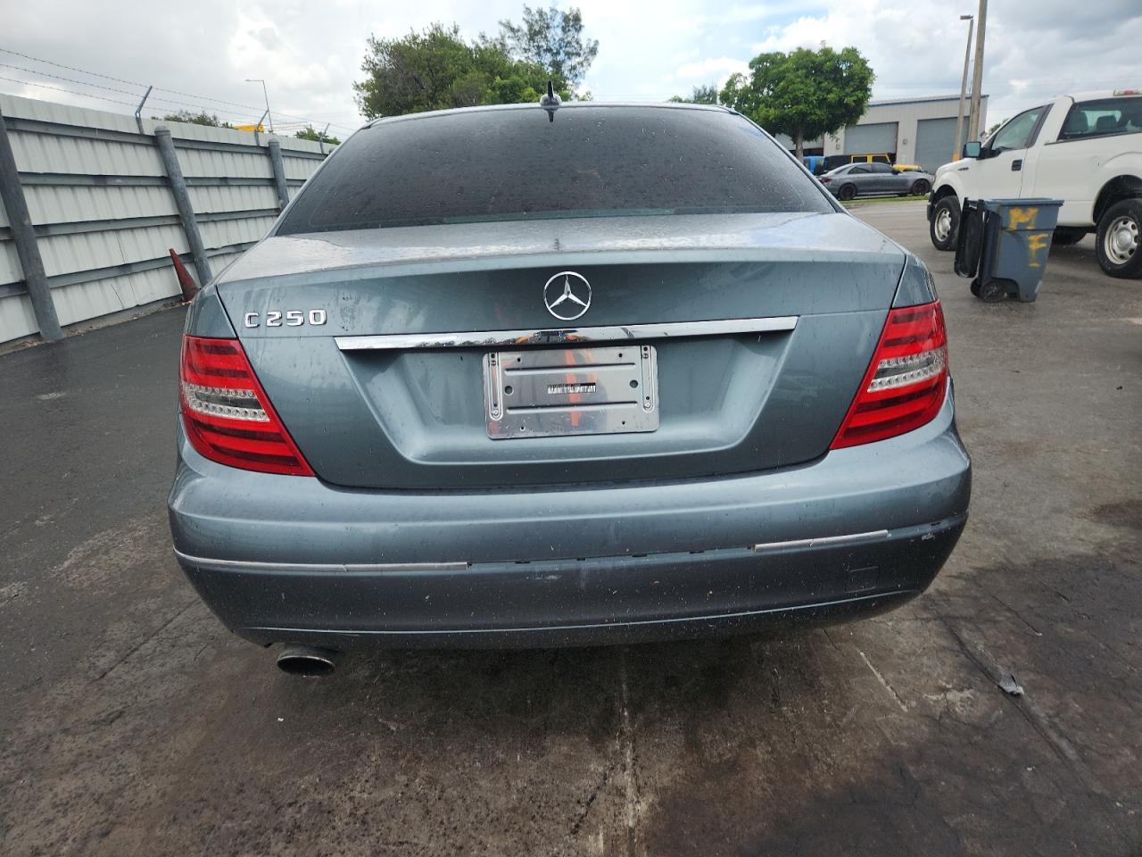 2012 MERCEDES-BENZ C-CLASS