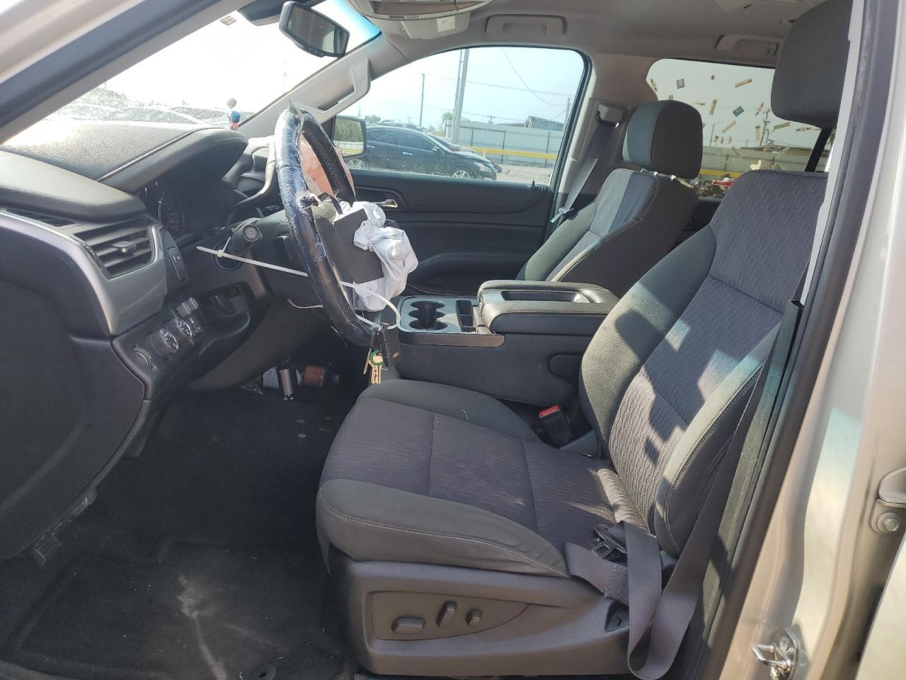 2015 CHEVROLET Suburban