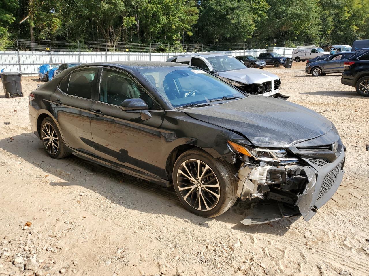 2018 TOYOTA CAMRY