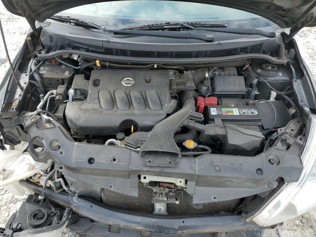 2011 NISSAN VERSA