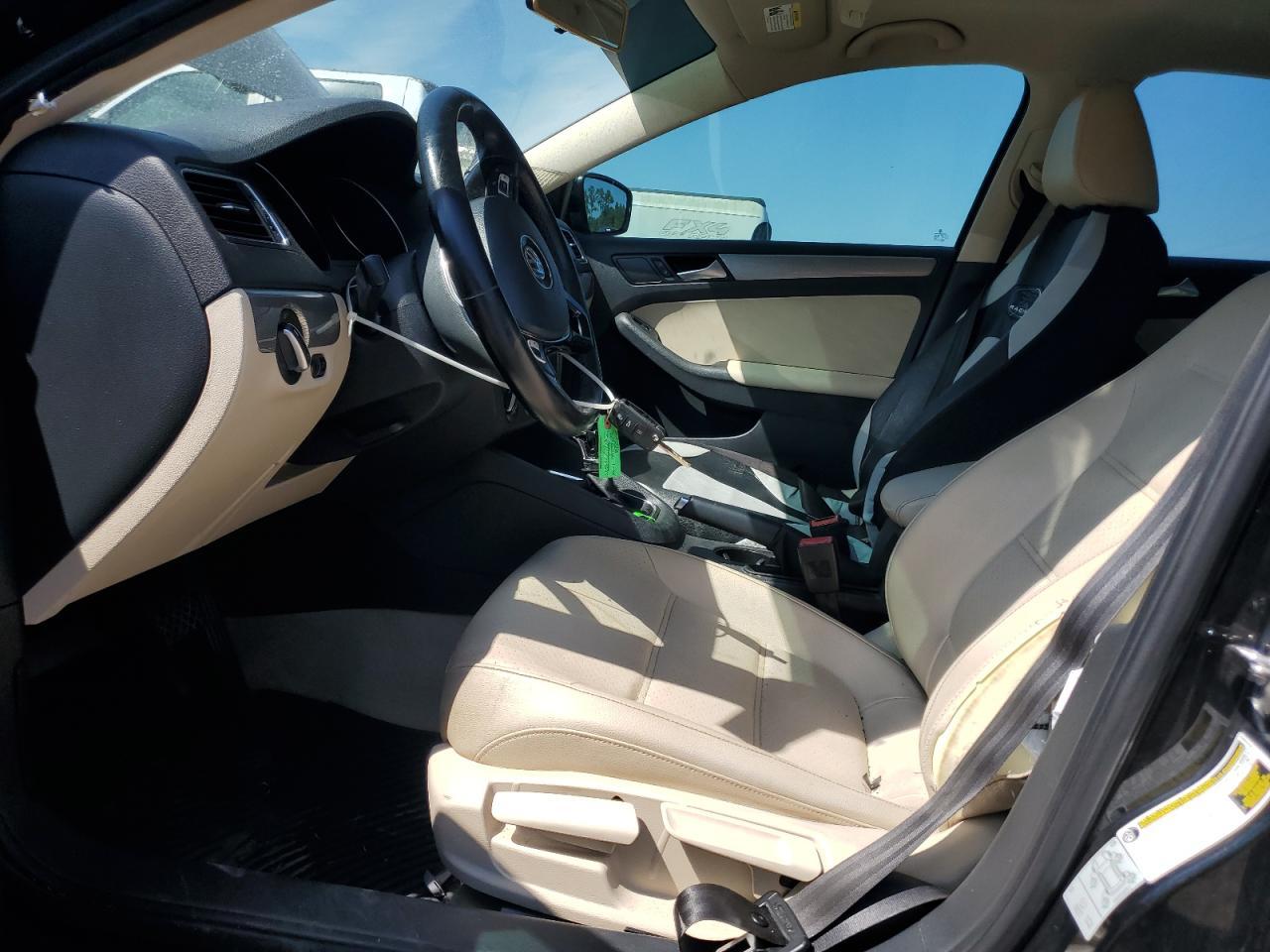2016 VOLKSWAGEN JETTA