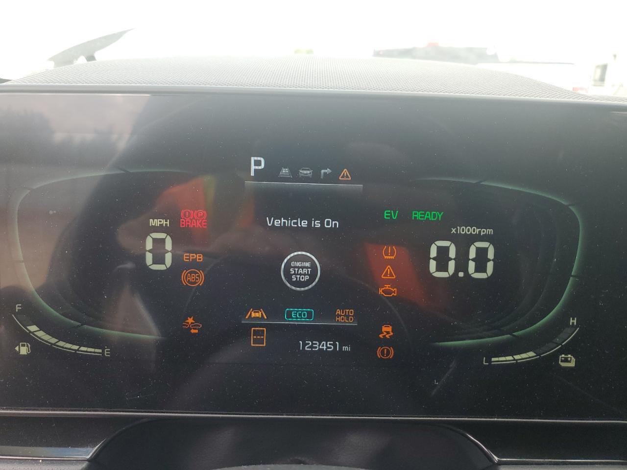 2023 KIA Niro