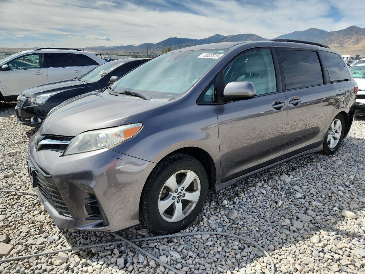 2018 TOYOTA SIENNA