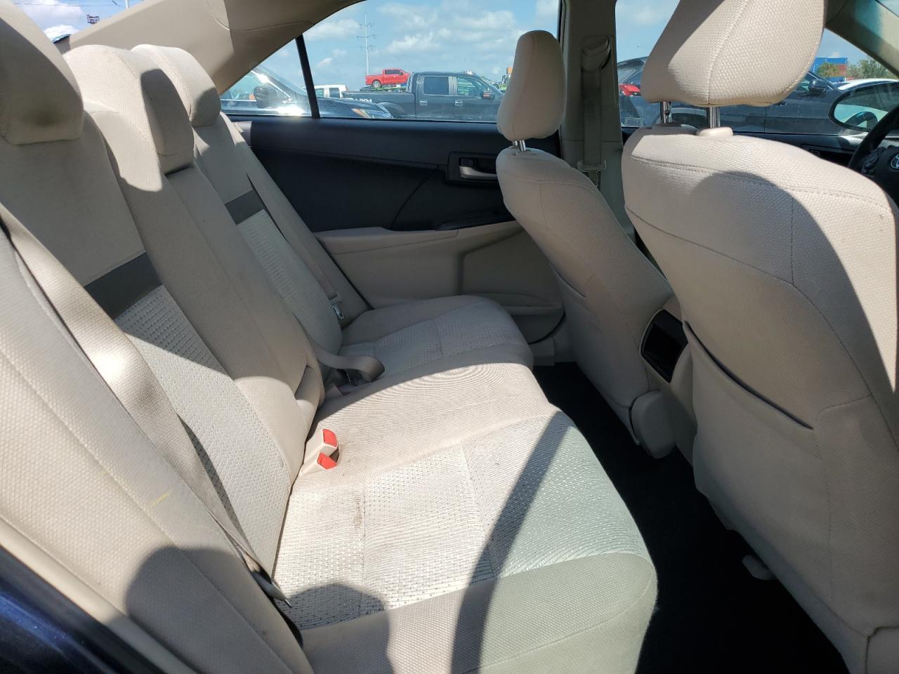 2014 TOYOTA CAMRY
