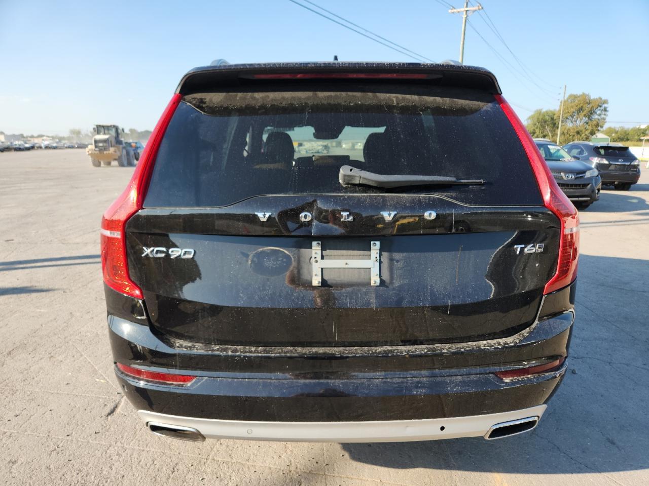 2019 VOLVO XC90