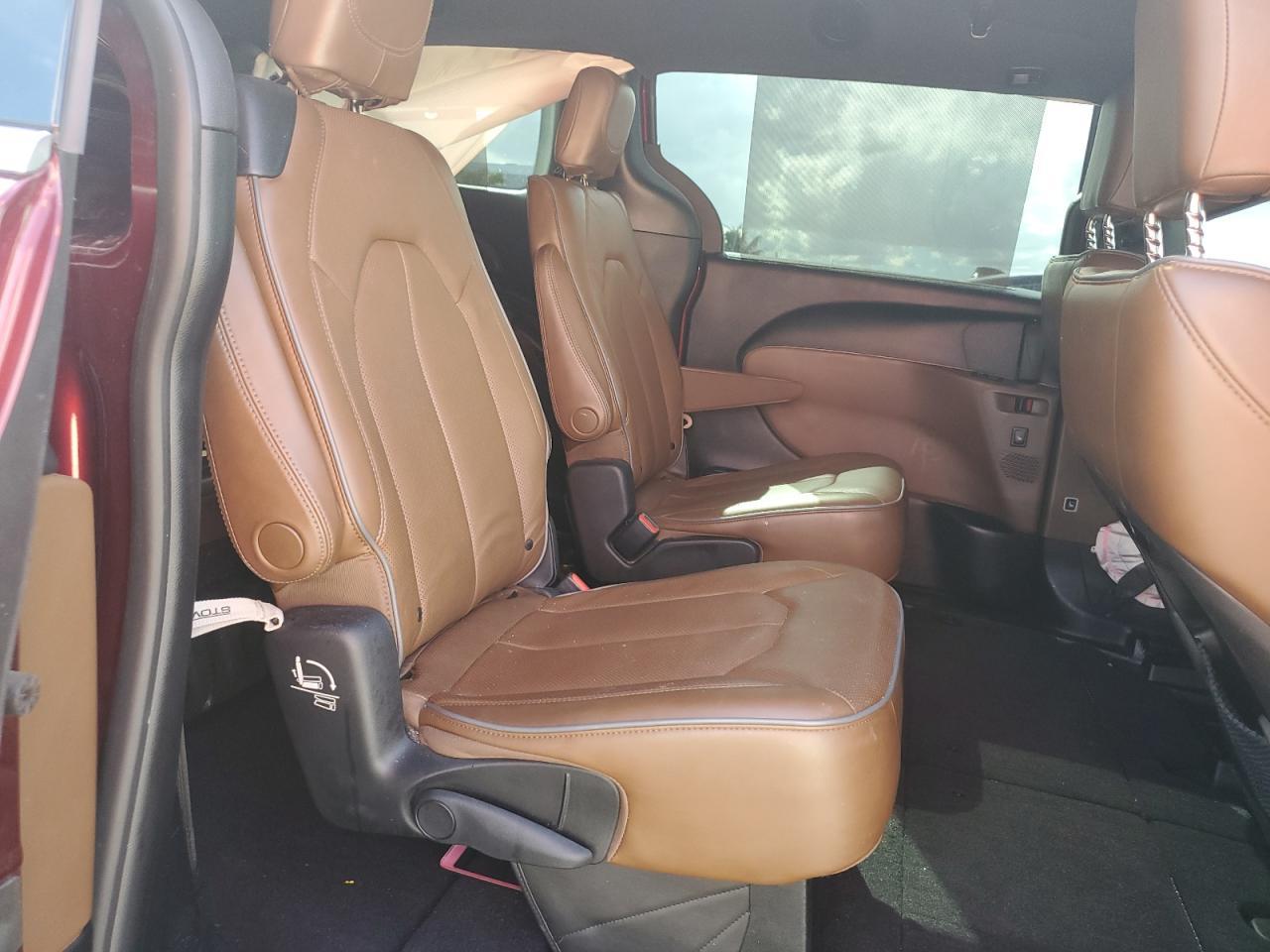 2020 CHRYSLER Pacifica