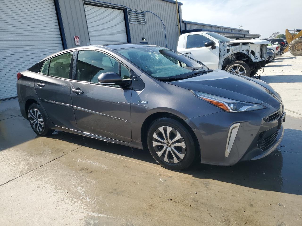 2022 TOYOTA PRIUS