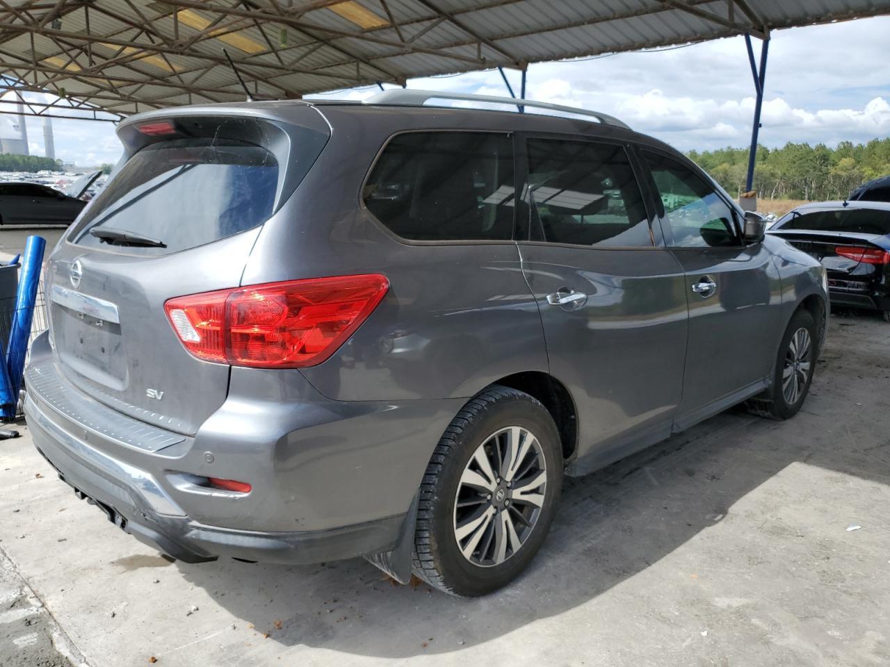 2017 NISSAN PATHFINDER