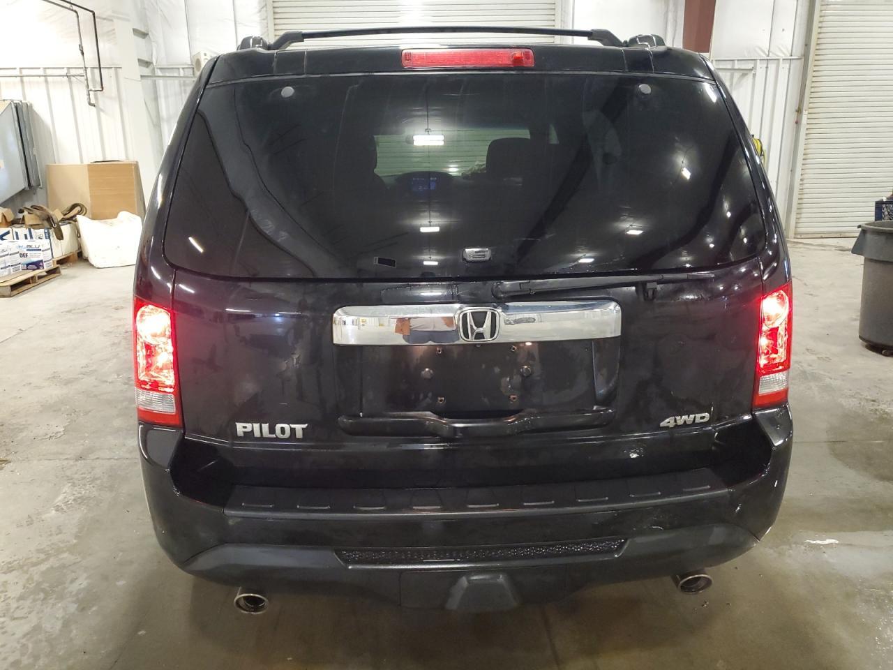 2015 HONDA PILOT