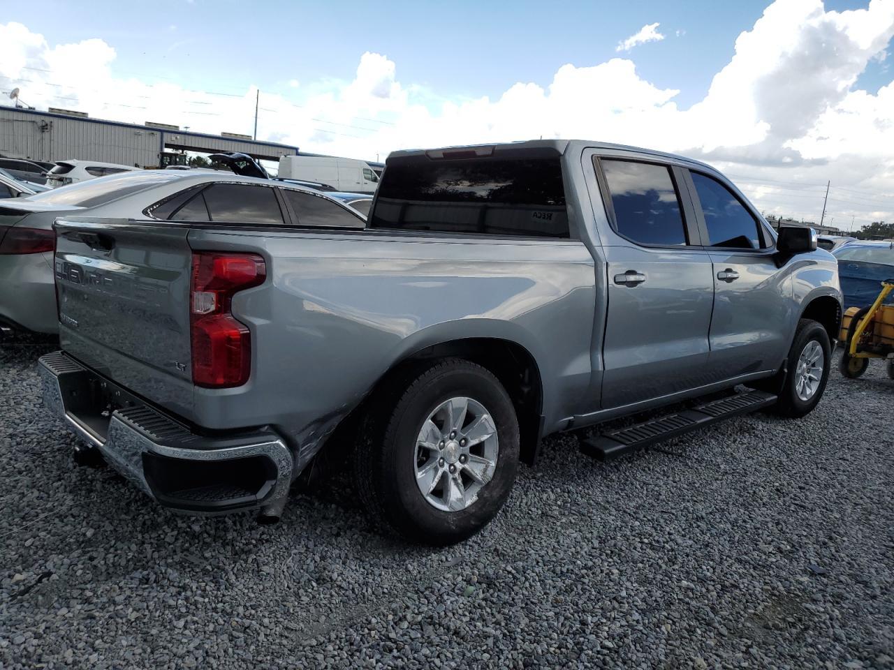 2023 CHEVROLET Silverado
