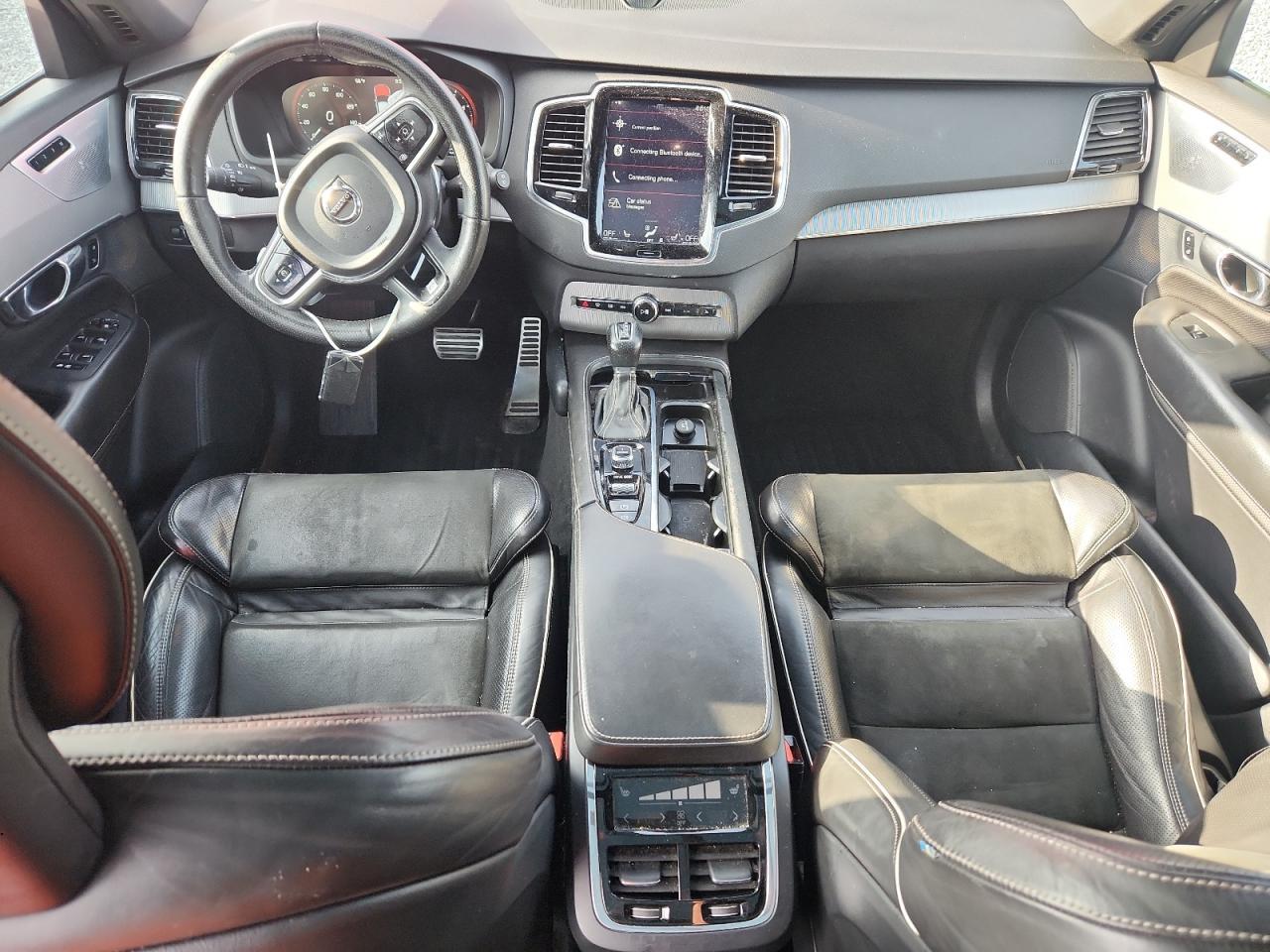 2016 VOLVO XC90