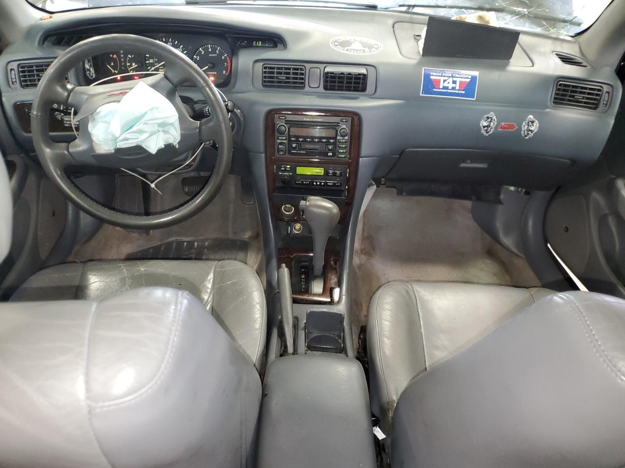 2000 TOYOTA CAMRY