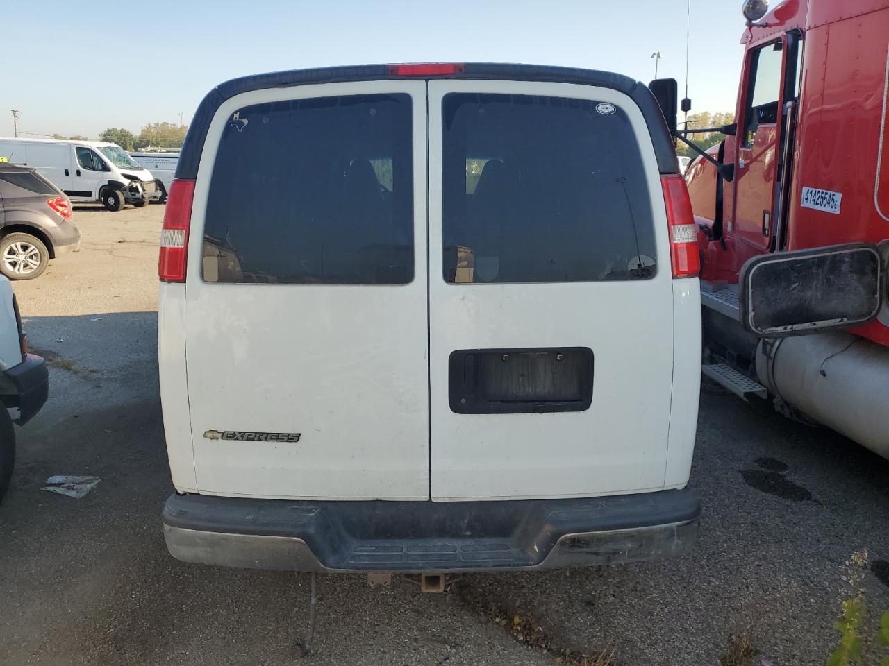 2017 CHEVROLET Express 3500