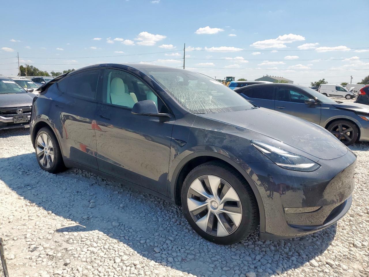 2024 TESLA MODEL Y