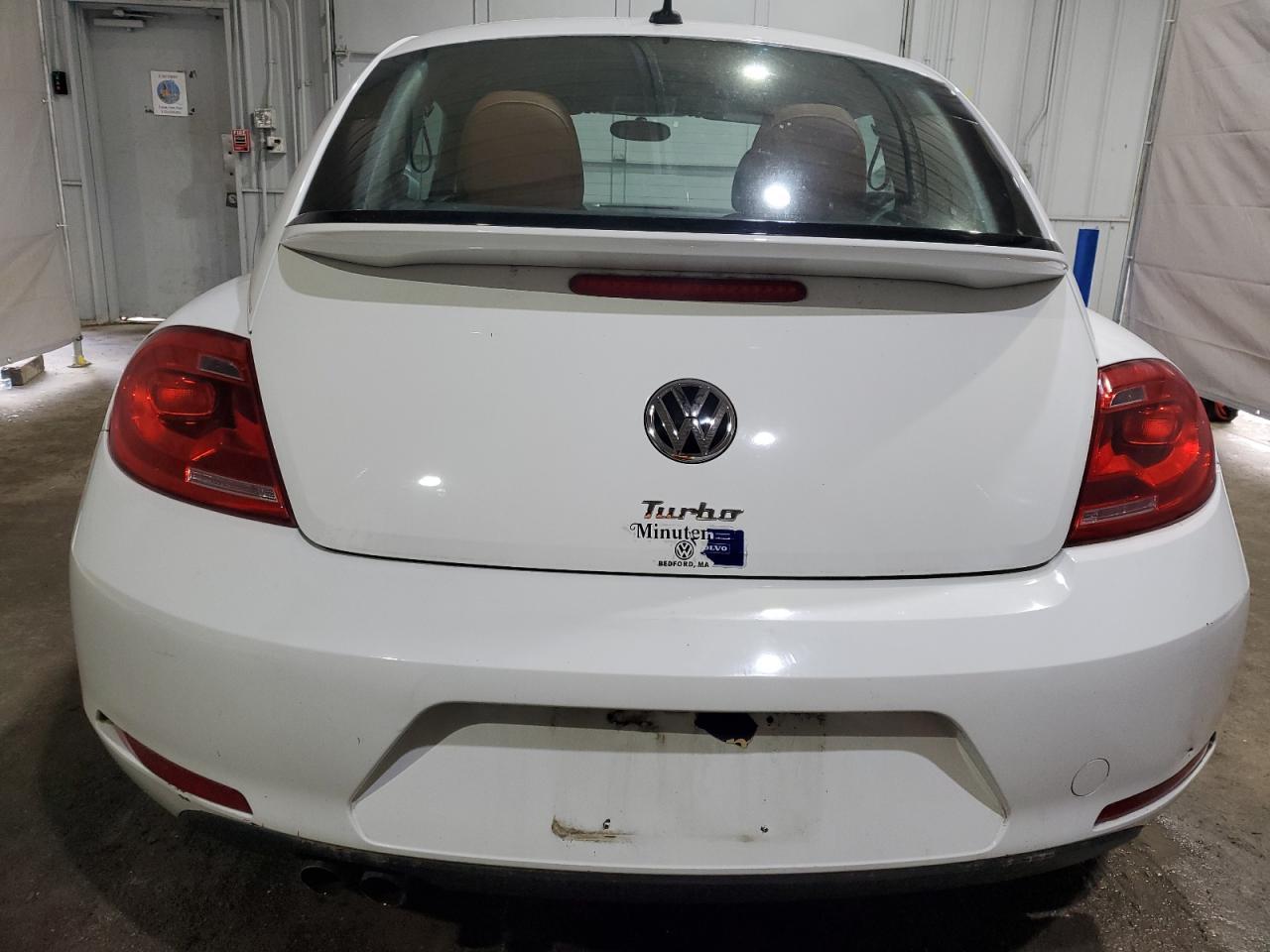2016 VOLKSWAGEN Beetle