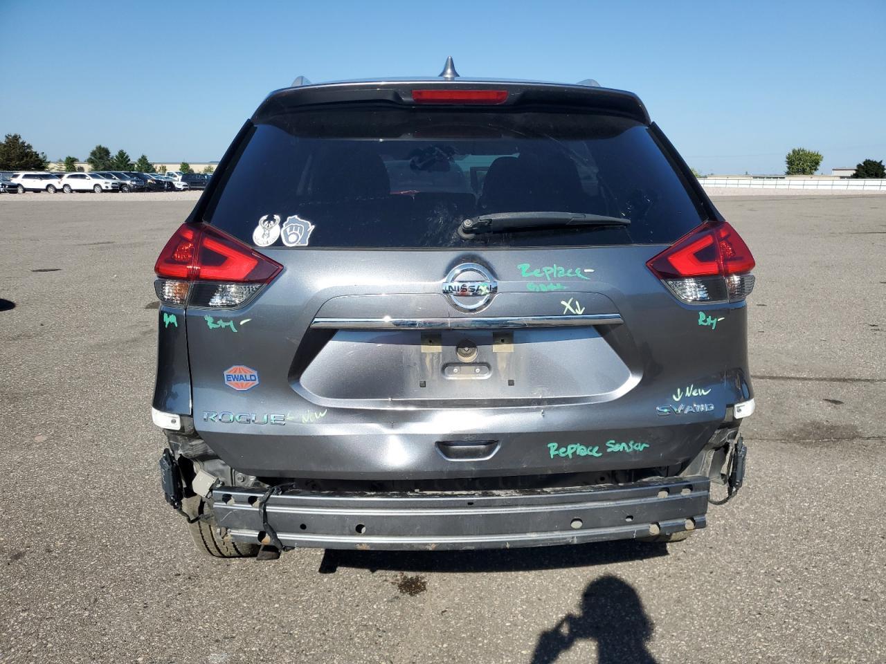 2018 NISSAN ROGUE