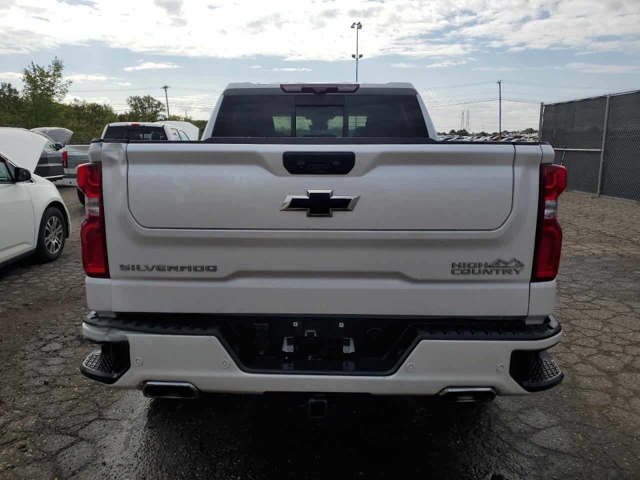 2024 CHEVROLET Silverado