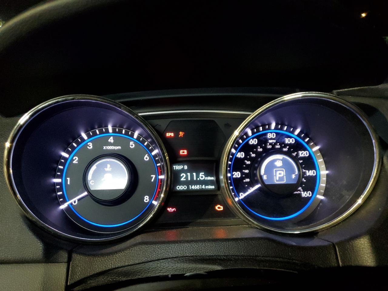 2011 HYUNDAI SONATA
