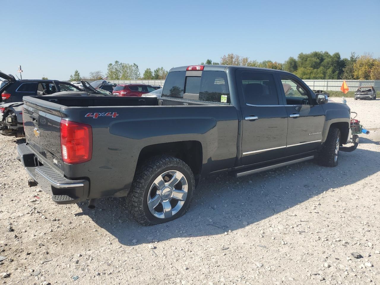 2017 CHEVROLET Silverado