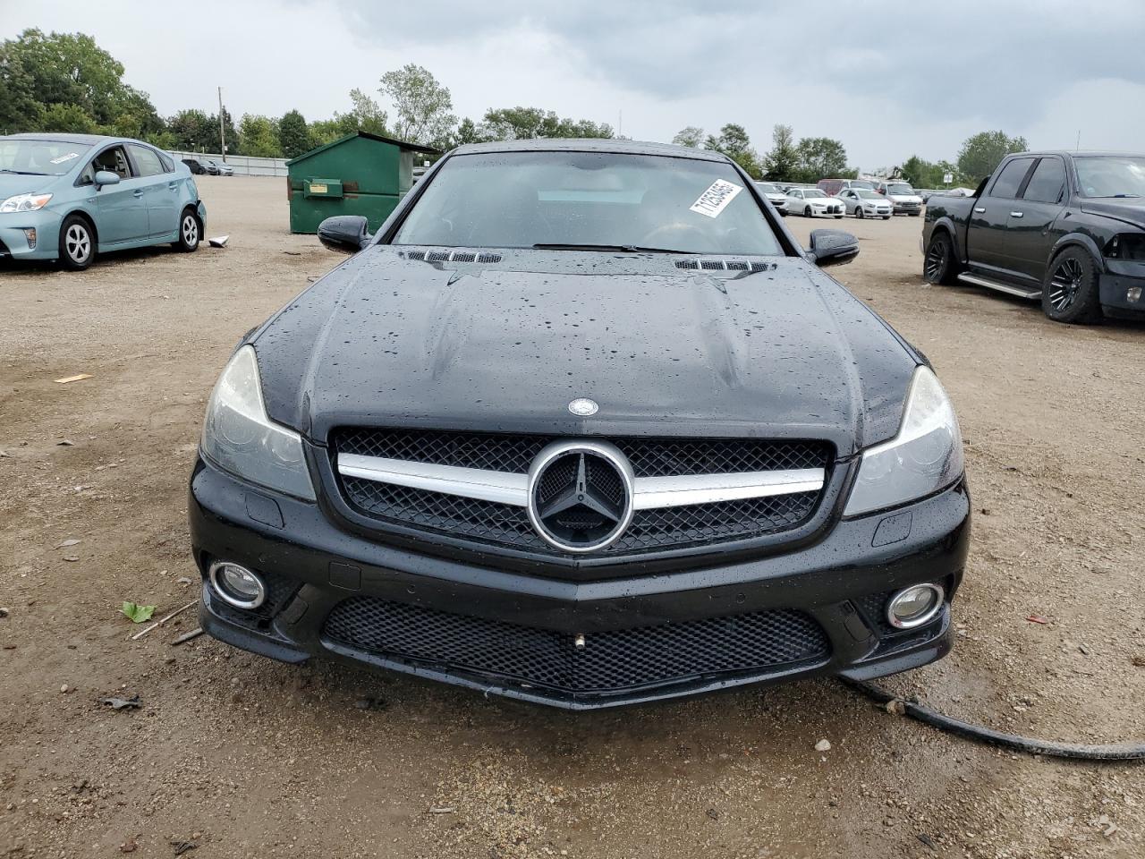 2011 MERCEDES-BENZ SL-Class
