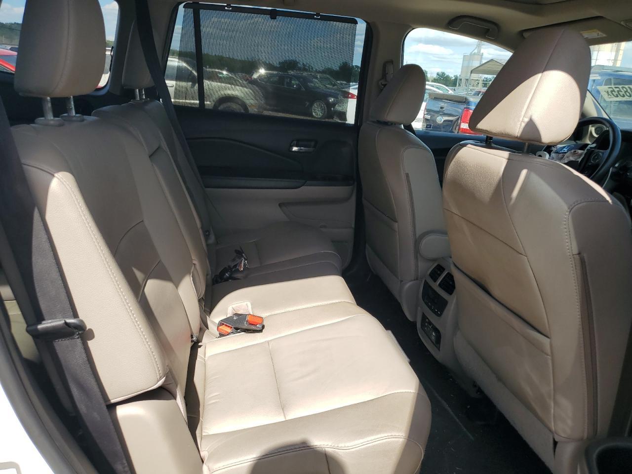 2017 HONDA PILOT